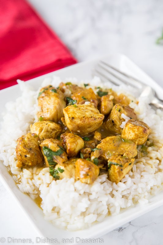 Basil Coconut Chicken Curry - chicken curry made with coconut and lots of fresh basil. Ready in minutes, super easy, and great for any night of the week. Chicken curry made with coconut milk and fresh basil