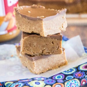 cropped close up biscoff bars on parchment paper