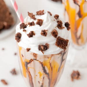 cropped close up brownie milkshakes