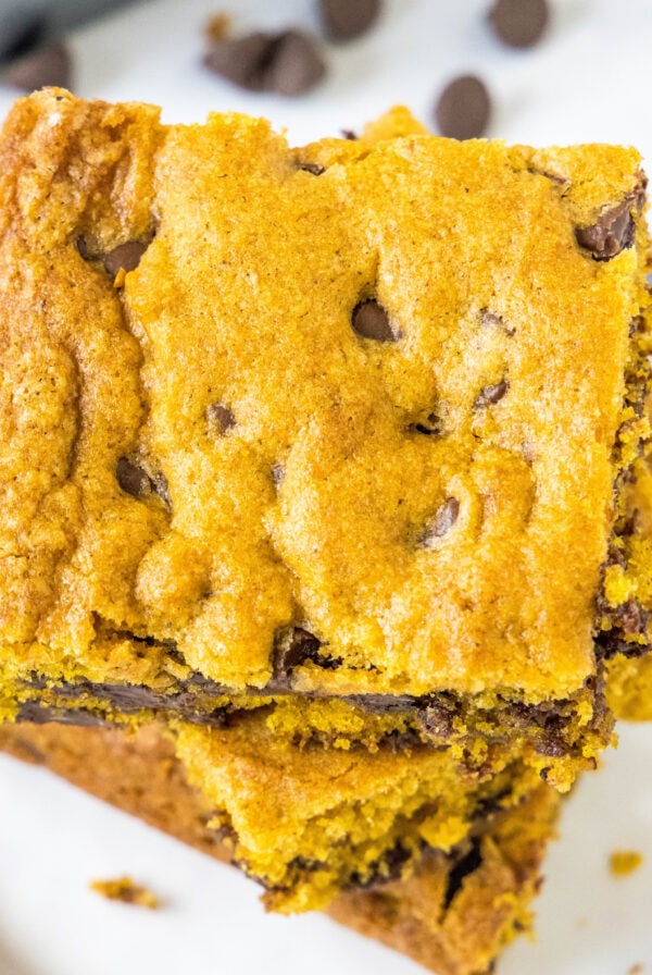 close up pumpkin chocolate chip bars on a plate