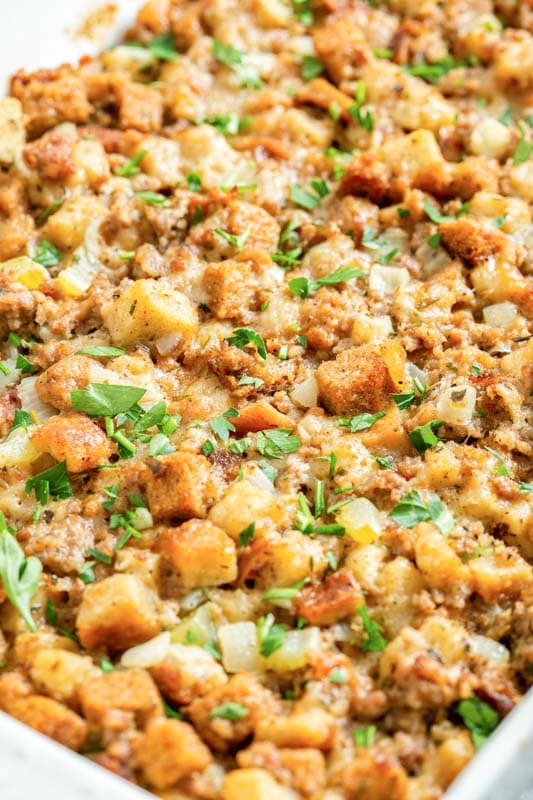 thanskgiving stuffing in casserole dish